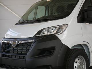 Opel Movano L2H2 3,5t 140pk | Achteruitrijcamera | Laadruimtescheidingswand gesloten (zonder Raam) | Lendenst...