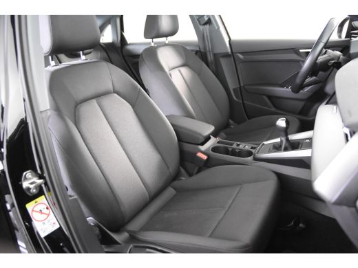 Audi A3 Limousine 35 TFSI *1ste Eigenaar*Navigatie*DAB* ActivLease financial lease