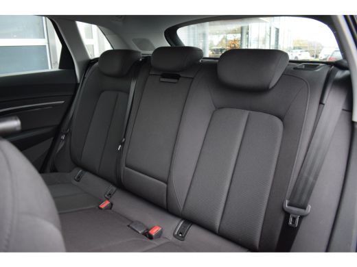 Audi e-tron 50 quattro Business edition 71 kWh | Apple CarPlay | B&O | Memory | Stoelverw. ActivLease financial lease