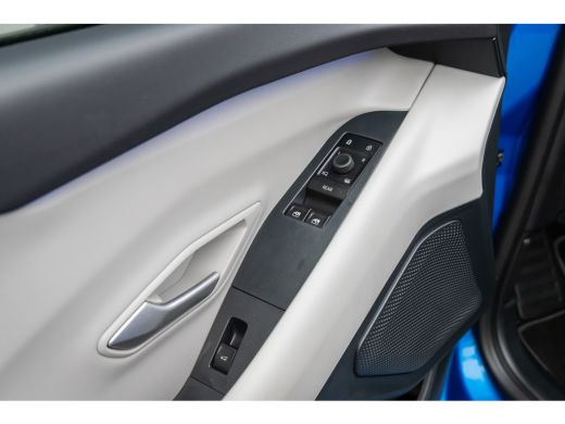 Ford Explorer Premium Extended Range RWD 77 kWh | DEMO-DEAL | Pano | Massage | 360 Camera | Matrix LED | Head-u... ActivLease financial lease