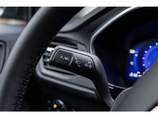 Ford Focus 1.0 EcoBoost Hybrid Titanium X | | Trekhaak | Cruise adaptief | Camera | Stuur/stoel/voorruit ver... ActivLease financial lease