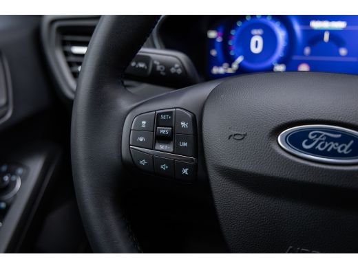 Ford Focus 1.0 EcoBoost Hybrid Titanium X | | Trekhaak | Cruise adaptief | Camera | Stuur/stoel/voorruit ver... ActivLease financial lease