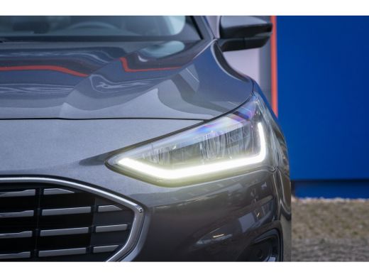 Ford Focus 1.0 EcoBoost Hybrid Titanium X | | Trekhaak | Cruise adaptief | Camera | Stuur/stoel/voorruit ver... ActivLease financial lease