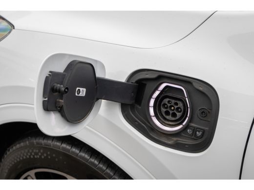 Ford Kuga 2.5 PHEV ST-Line X | Pano-dak | 360 Camera | Cruise adaptief | Stuur/stoel/voorruit verwarming | ... ActivLease financial lease