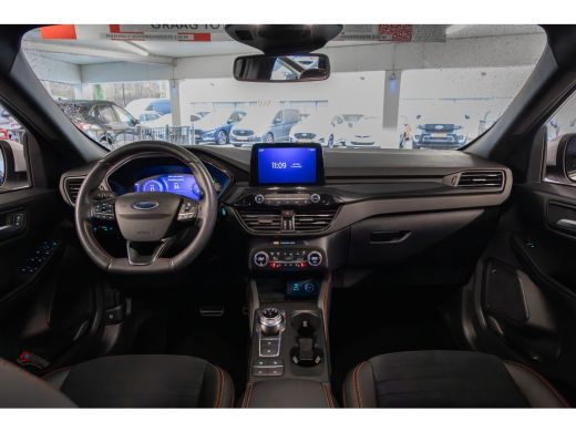 Ford Kuga 2.5 PHEV ST-Line X | Pano-dak | 360 Camera | Cruise adaptief | Stuur/stoel/voorruit verwarming | ... ActivLease financial lease