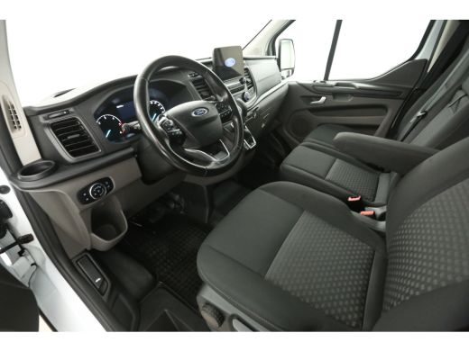 Ford Transit Custom 320 2.0 TDCI L2H1 | DC | Automaat | Adap. Cruise | Camera | Carplay | Trekh. | Stoelverw. ActivLease financial lease