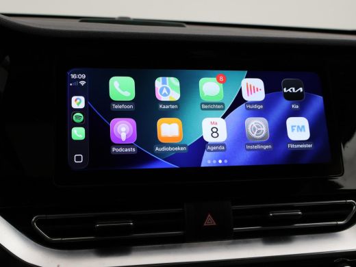 Kia e-Niro DYNAMICPLUSLINE 64 kWh + SCHUIFDAK | CARPLAY | CAMERA | STOEL/STUUURWIELVERW. ActivLease financial lease
