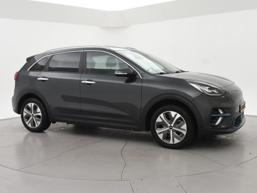 Kia e-Niro DYNAMICPLUSLINE 64 kWh + SCHUIFDAK | CARPLAY | CAMERA | STOEL/STUUURWIELVERW. ActivLease financial lease