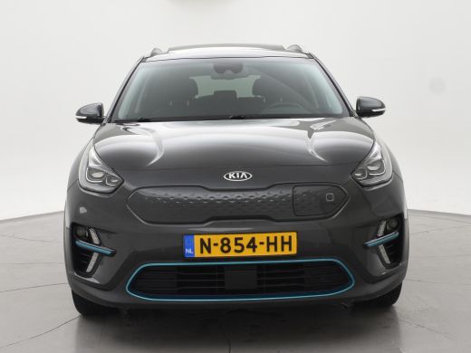 Kia e-Niro DYNAMICPLUSLINE 64 kWh + SCHUIFDAK | CARPLAY | CAMERA | STOEL/STUUURWIELVERW. ActivLease financial lease