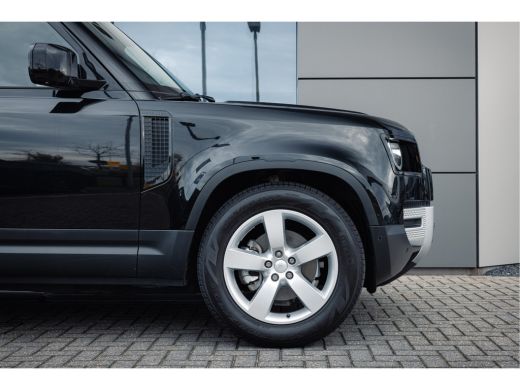 Land Rover Defender 110 D250 Hardtop Commercial | 20" County velgen | Luchtvering | 3 persoons Jumpseat | ActivLease financial lease