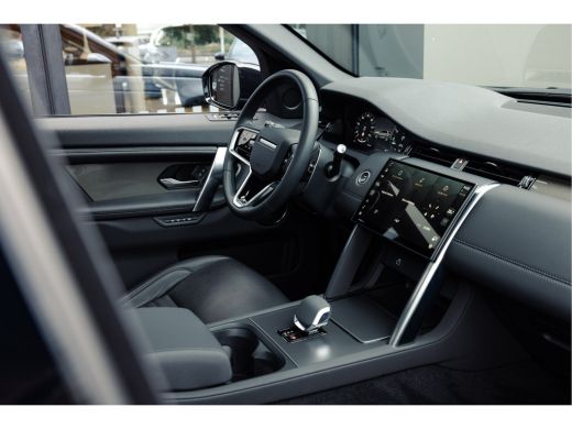 Land Rover Discovery Sport P300e PHEV Dynamic SE | Drive Assist Pack | Panoramadak | Verw voortoelen | Meridian | Leder ActivLease financial lease