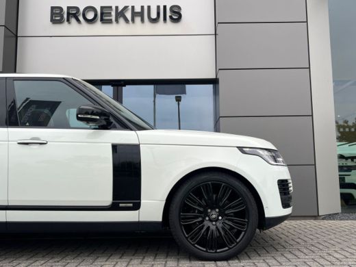 Land Rover Range Rover P400e Fifty | Rear Seat Entertainment | 22 Inch | SVO Bespoke Paint | Massage | Full Options ActivLease financial lease