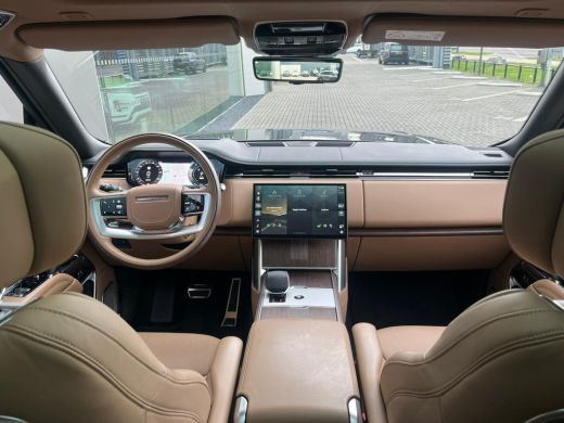 Land Rover Range Rover P550e Autobiography | SV Lak | Achterasbesturing | Koelbox | Lederen hemelbekleding | Massage | H... ActivLease financial lease