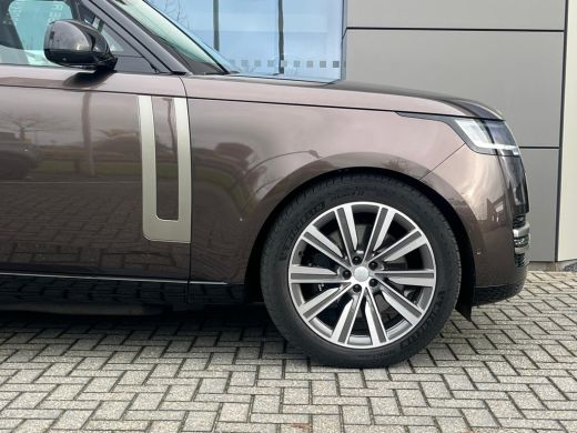 Land Rover Range Rover P550e Autobiography | SV Lak | Achterasbesturing | Koelbox | Lederen hemelbekleding | Massage | H... ActivLease financial lease