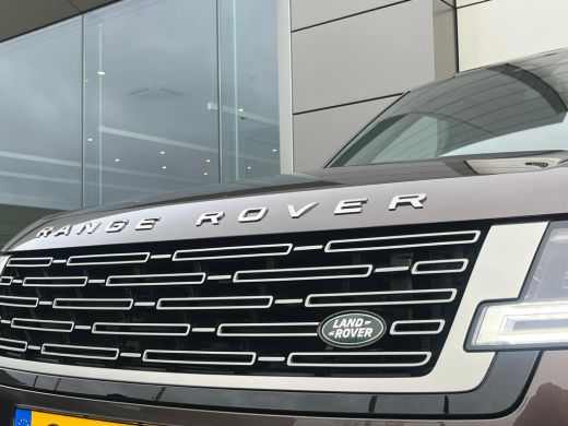 Land Rover Range Rover P550e Autobiography | SV Lak | Achterasbesturing | Koelbox | Lederen hemelbekleding | Massage | H... ActivLease financial lease
