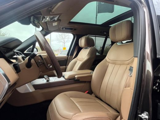 Land Rover Range Rover P550e Autobiography | SV Lak | Achterasbesturing | Koelbox | Lederen hemelbekleding | Massage | H... ActivLease financial lease