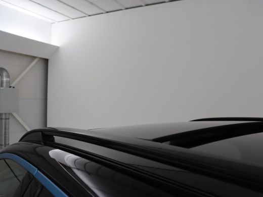 Lynk & Co 01 1.5 Plug In | Panoramadak | Trekhaak | Infinity by Harman | 360 Camera | Adaptive cruise | Stoelv... ActivLease financial lease