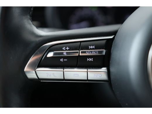 Mazda 3 2.0 e-SkyActiv-G M Hybrid 150 Sportive | Dealer Onderhouden! | Navi | Camera | Clima | Stoel/Stuu... ActivLease financial lease