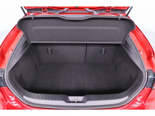 Mazda 3 2.0 e-SkyActiv-G M Hybrid 150 Sportive | Dealer Onderhouden! | Navi | Camera | Clima | Stoel/Stuu... ActivLease financial lease