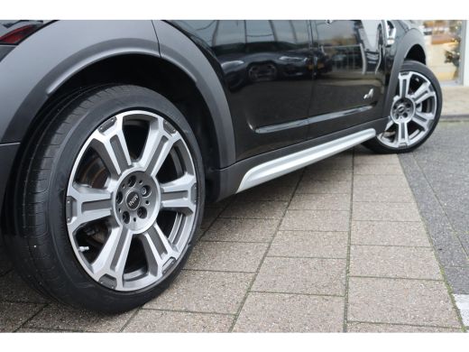 Mini Countryman Cooper S ALL4 Automaat / Panoramadak / JCW Sport Stoel / Achteruitrijcamera / Comfort Access / LE... ActivLease financial lease