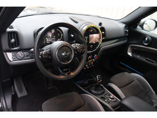 Mini Countryman Cooper S ALL4 Automaat / Panoramadak / JCW Sport Stoel / Achteruitrijcamera / Comfort Access / LE... ActivLease financial lease