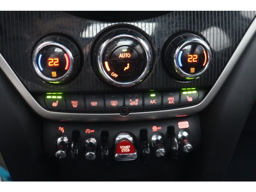 Mini Countryman Cooper S ALL4 Automaat / Panoramadak / JCW Sport Stoel / Achteruitrijcamera / Comfort Access / LE... ActivLease financial lease