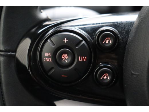 Mini Countryman Cooper S ALL4 Automaat / Panoramadak / JCW Sport Stoel / Achteruitrijcamera / Comfort Access / LE... ActivLease financial lease