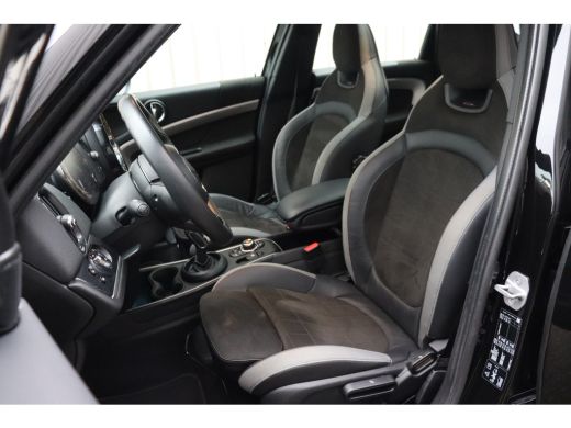 Mini Countryman Cooper S ALL4 Automaat / Panoramadak / JCW Sport Stoel / Achteruitrijcamera / Comfort Access / LE... ActivLease financial lease