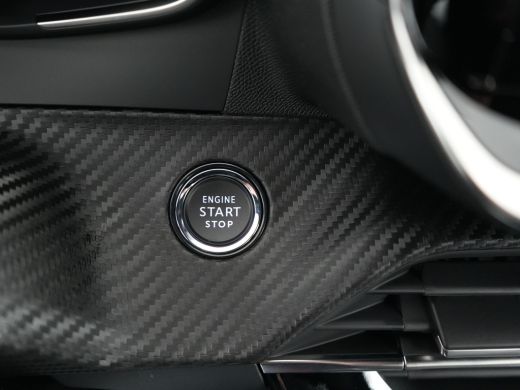 Peugeot 2008 1.2 Hybrid 136 Allure | Airco (automatisch) | Armsteun voor | Lichtmetalen velgen 17" ActivLease financial lease