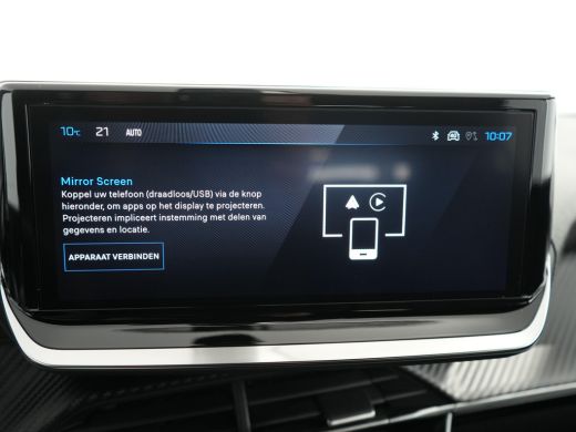 Peugeot 2008 1.2 Hybrid 136 Allure | Airco (automatisch) | Armsteun voor | Lichtmetalen velgen 17" ActivLease financial lease