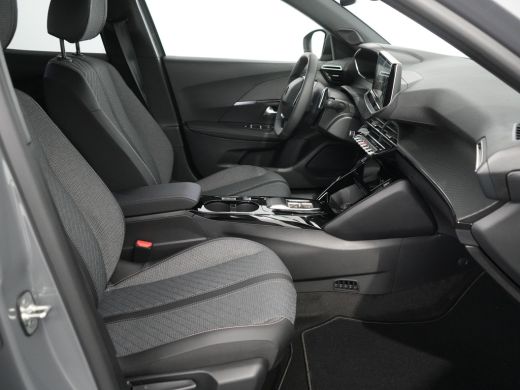 Peugeot 2008 1.2 Hybrid 136 Allure | Airco (automatisch) | Armsteun voor | Lichtmetalen velgen 17" ActivLease financial lease