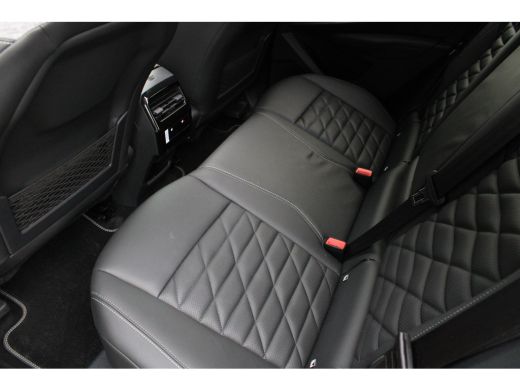 Peugeot 3008 1.2 Hybrid 136 GT | Automaat | Navigatie | Camera | Panorama/schuifdak | Lederen bekleding | 25.0... ActivLease financial lease