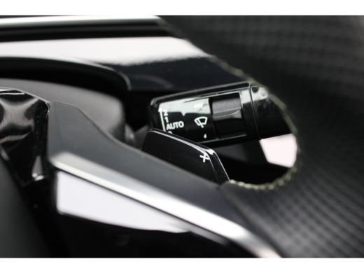 Peugeot 3008 1.2 Hybrid 136 GT | Automaat | Navigatie | Camera | Panorama/schuifdak | Lederen bekleding | 25.0... ActivLease financial lease