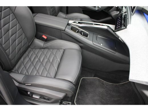 Peugeot 3008 1.2 Hybrid 136 GT | Automaat | Navigatie | Camera | Panorama/schuifdak | Lederen bekleding | 25.0... ActivLease financial lease