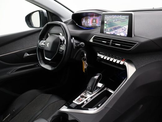 Peugeot 3008 1.2 PT 130 PK AUT. + TREKHAAK | 18 INCH | CAMERA | APPLE CARPLAY ActivLease financial lease