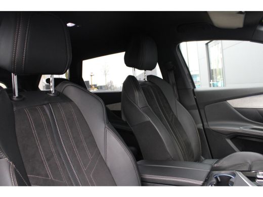 Peugeot 5008 1.2 PureTech Blue Lease GT | Automaat | Navigatie | Camera | Focal | Massage | Stoelverwarming | ... ActivLease financial lease