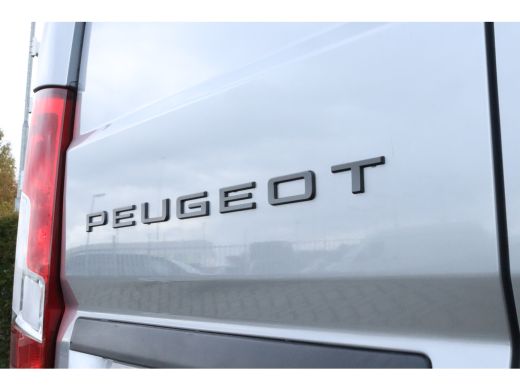 Peugeot Boxer 2.2 BlueHDi 180 S&S L3H2 3.5t | Achteruitrijcamera | Airco | Cruise control ActivLease financial lease