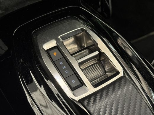 Peugeot e-2008 EV GT 50 kWh 3-FASE | Camera | Leder\Stof | Clima | Cruise | Keyless | 17'' Lichtmetaal | 3D dash... ActivLease financial lease
