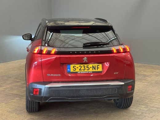 Peugeot e-2008 EV GT 50 kWh 3-FASE | Camera | Leder\Stof | Clima | Cruise | Keyless | 17'' Lichtmetaal | 3D dash... ActivLease financial lease