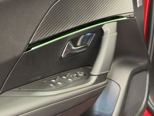 Peugeot e-2008 EV GT 50 kWh 3-FASE | Camera | Leder\Stof | Clima | Cruise | Keyless | 17'' Lichtmetaal | 3D dash... ActivLease financial lease