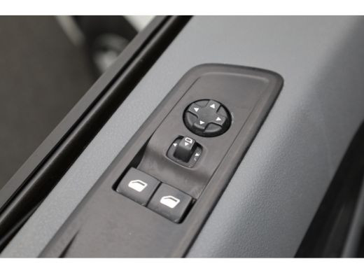 Peugeot e-Expert Long Asphalt 75 kWh Camera | Trekhaak | Houten Vloer | Keyless | Parkeersensoren | Navigatie | Ca... ActivLease financial lease