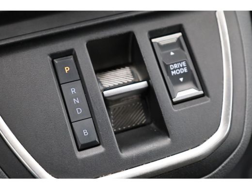 Peugeot e-Expert Long Asphalt 75 kWh Camera | Trekhaak | Houten Vloer | Keyless | Parkeersensoren | Navigatie | Ca... ActivLease financial lease