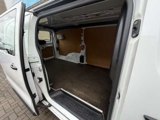 Peugeot Expert 2.0 BlueHDI 123PK Euro 6 Long Premium CarPlay/cruise control/camera ActivLease financial lease