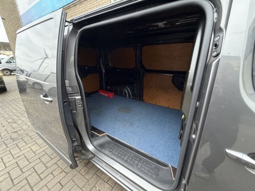 Peugeot Expert 2.0 BlueHDI 180 AUTOMAAT CarPlay/cruise control/camera ActivLease financial lease