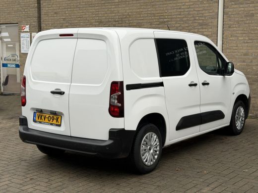 Peugeot Partner 1.2 PureTech 111PK Benzine Premium CarPlay/cruice control/navi ActivLease financial lease