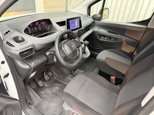 Peugeot Partner 1.2 PureTech 111PK Benzine Premium CarPlay/cruice control/navi ActivLease financial lease