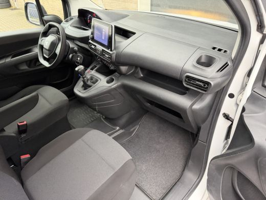 Peugeot Partner 1.2 PureTech 111PK Benzine Premium CarPlay/cruice control/navi ActivLease financial lease