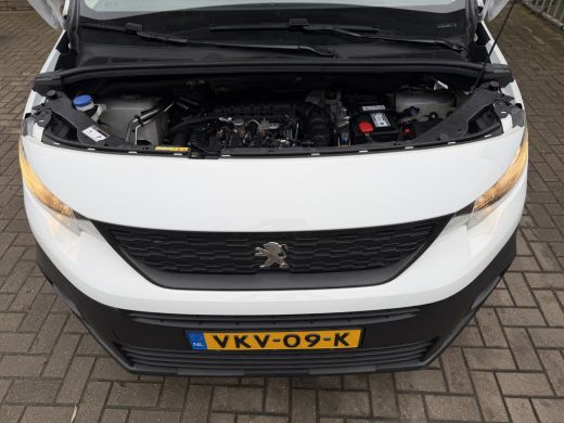 Peugeot Partner 1.2 PureTech 111PK Benzine Premium CarPlay/cruice control/navi ActivLease financial lease