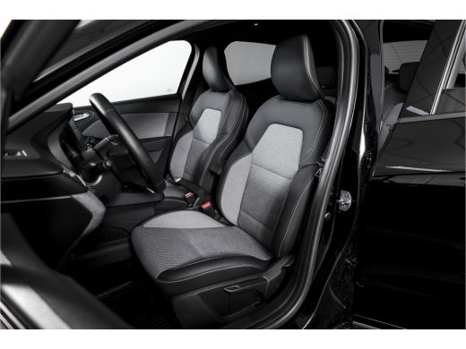 Renault Clio 1.0 TCe 90 PK GPF techno | Dig. Cockpit | Cruise | Stoel-+Stoelverw. | PDC | Camera | NAV + App. ... ActivLease financial lease