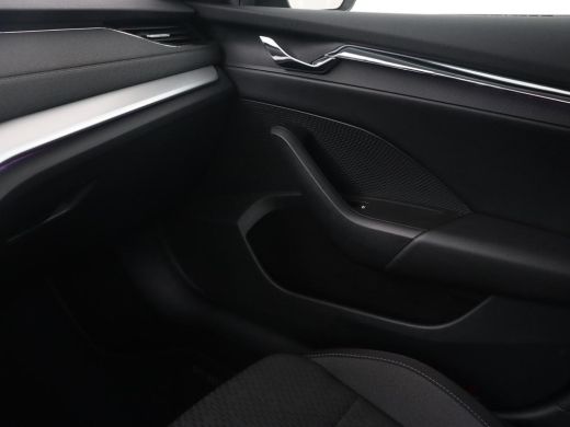 Skoda Octavia 1.0 TSI Business Edition | Stoelverwarming | Trekhaak | Camera | Head-Up | Stuurverwarming | Carp... ActivLease financial lease